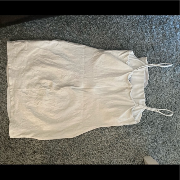 White Lulu’s Dress - Picture 2 of 3